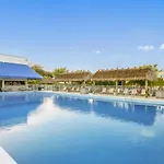 Executive Bay Club Condos