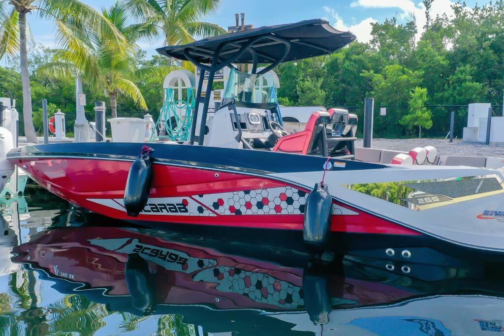 Unity & Autonomy 2 Sides A Duplex & 70' Dock Holiday home Islamorada
