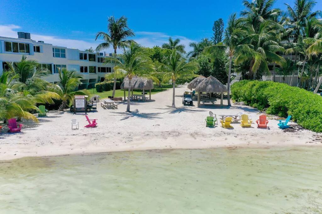 Unity & Autonomy 2 Sides A Duplex & 70' Dock Holiday home *