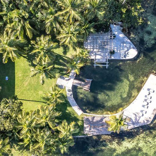 Little Bay Compound Islamorada