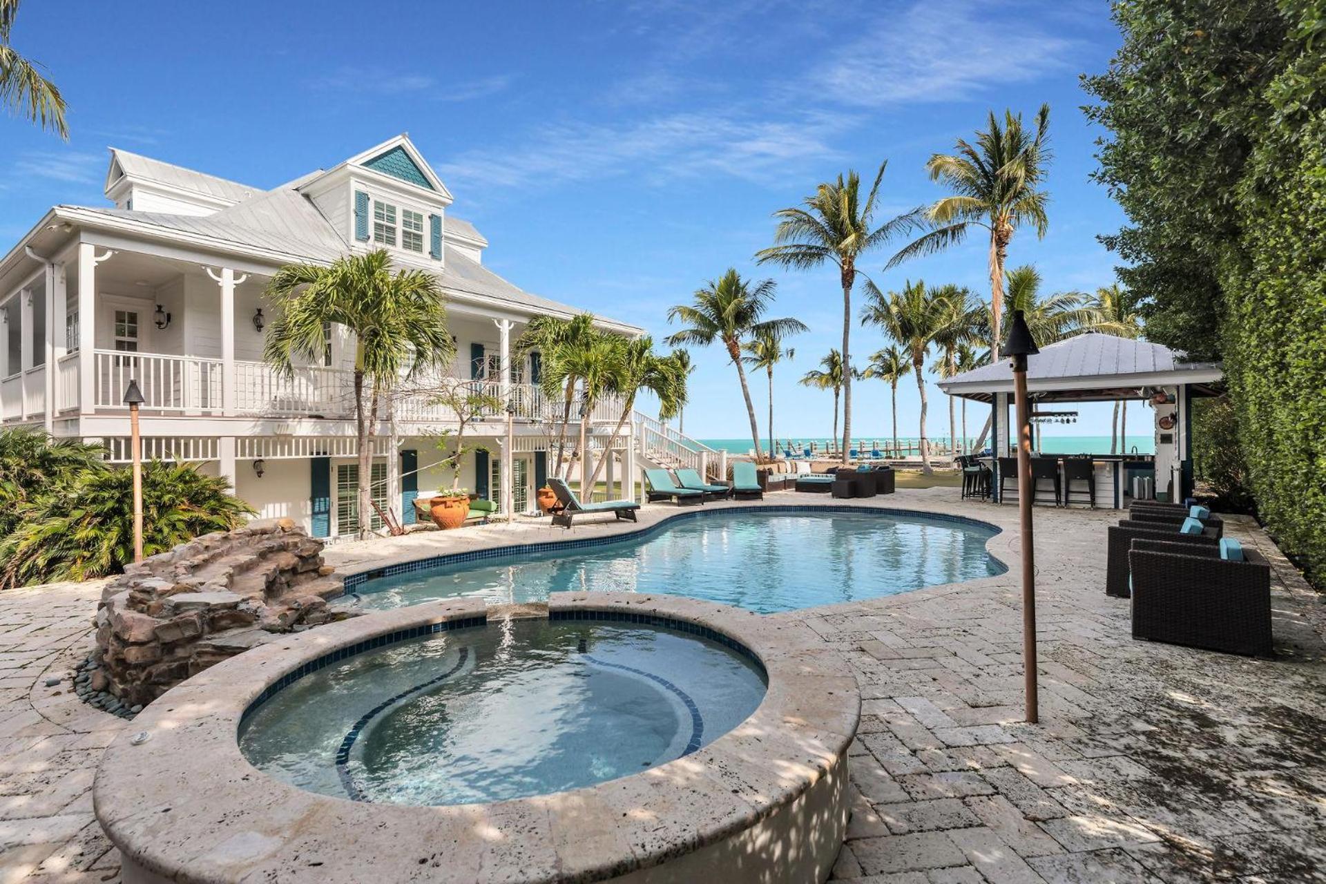 Pineapple Islamorada