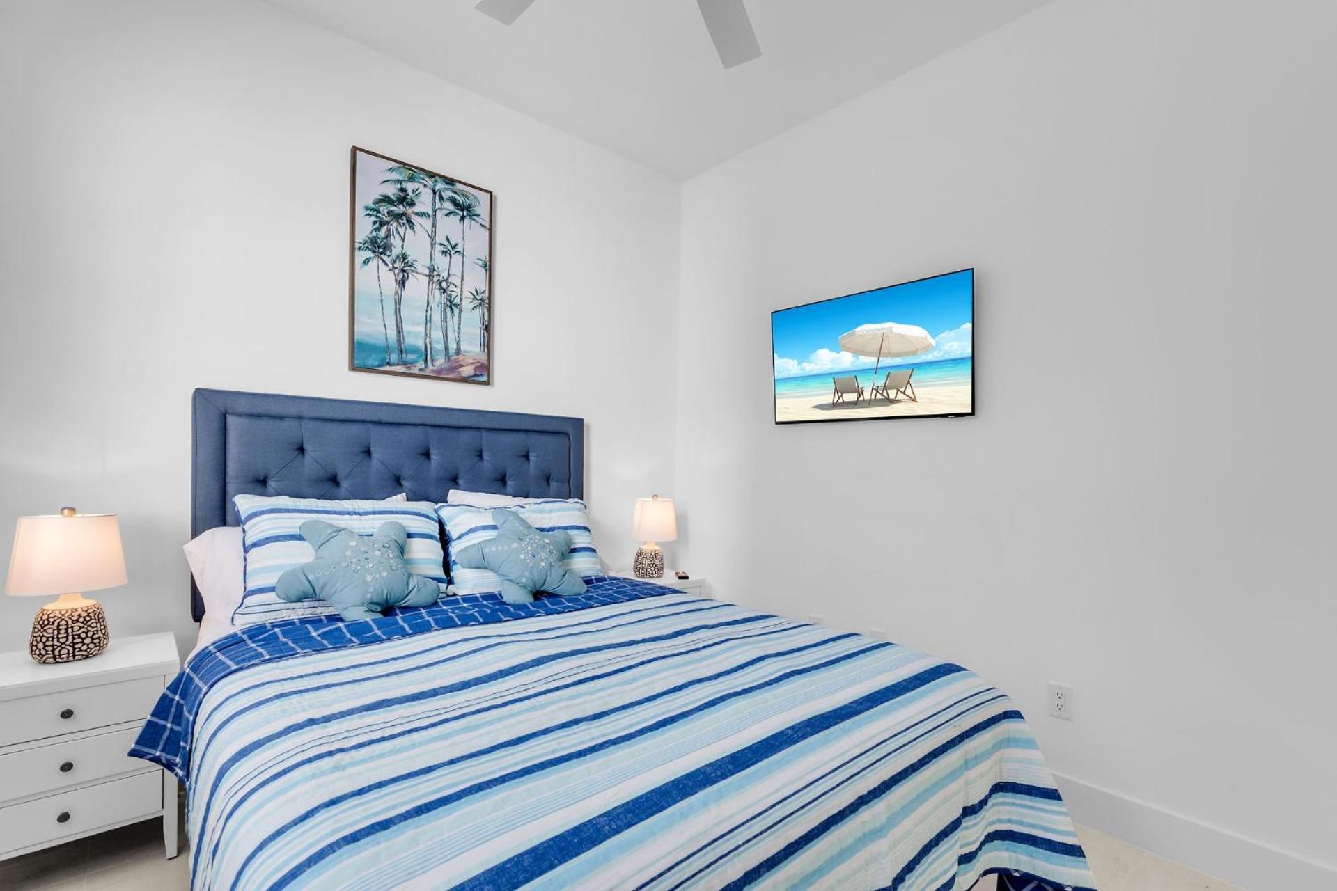 Home, Ocean Views, Playroom, Near Tiki Bar, Pool, And Boat Dockage, Ultimate Keys Getaway