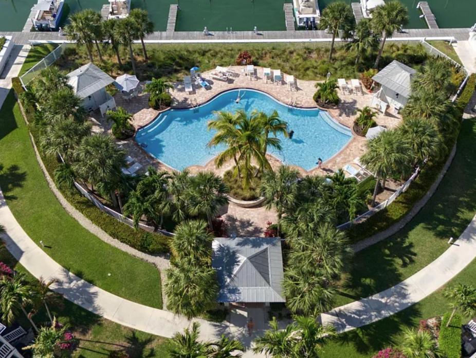 Anglers Reef 2br 3ba Oceanview In Gated Community With Style Pool, Private And Marina Holiday home *