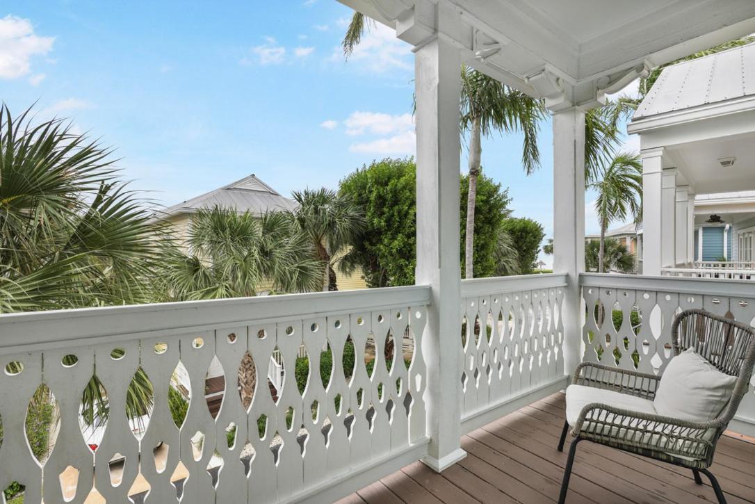 Holiday home Anglers Reef 2br 3ba Oceanview In Gated Community With Style Pool, Private And Marina Islamorada