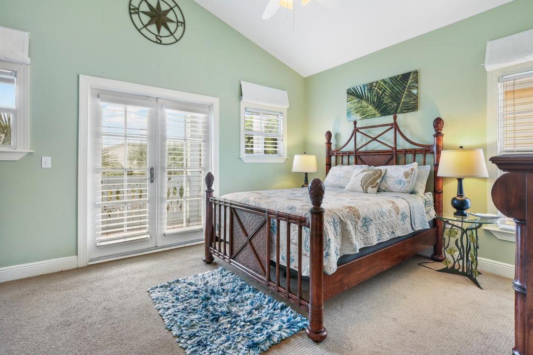 Holiday home Anglers Reef 2br 3ba Oceanview In Gated Community With Style Pool, Private And Marina Islamorada