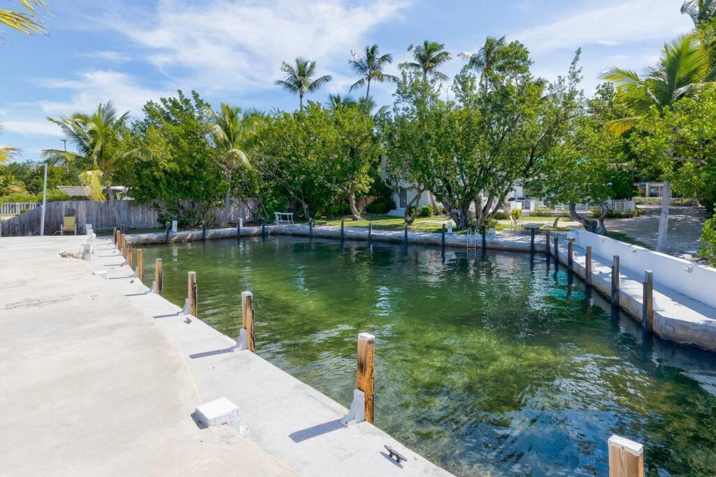 Hidden Gem Duplex In Heart Of Sleeps 8 Holiday home Islamorada