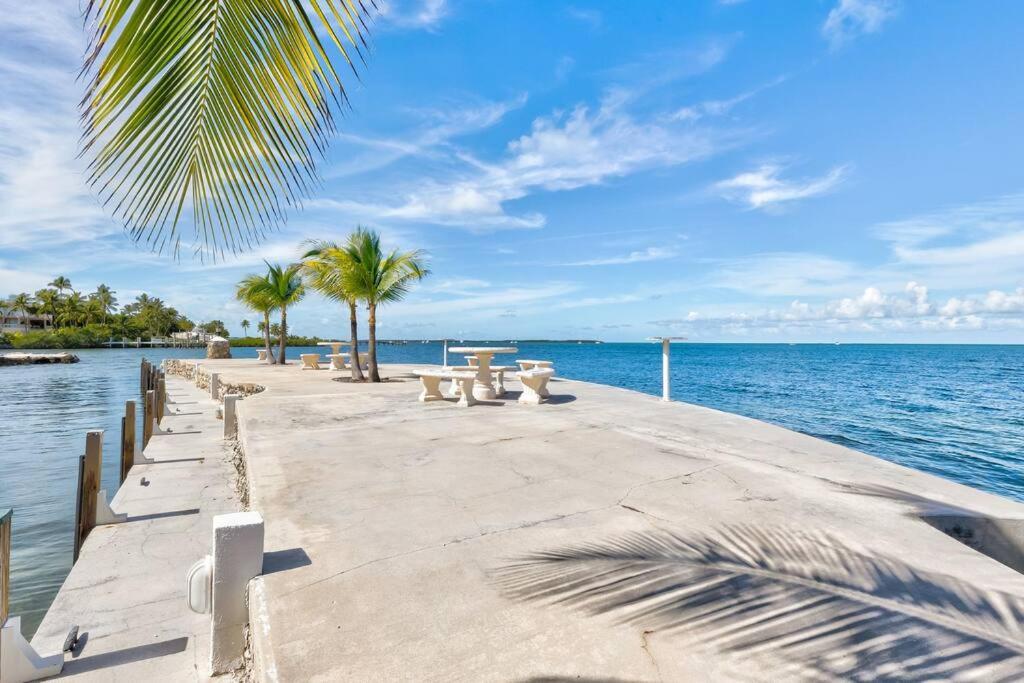 Hidden Gem Duplex In Heart Of Sleeps 8 * Islamorada