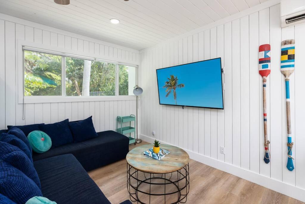 Hidden Gem Duplex In Heart Of Sleeps 8 * Islamorada
