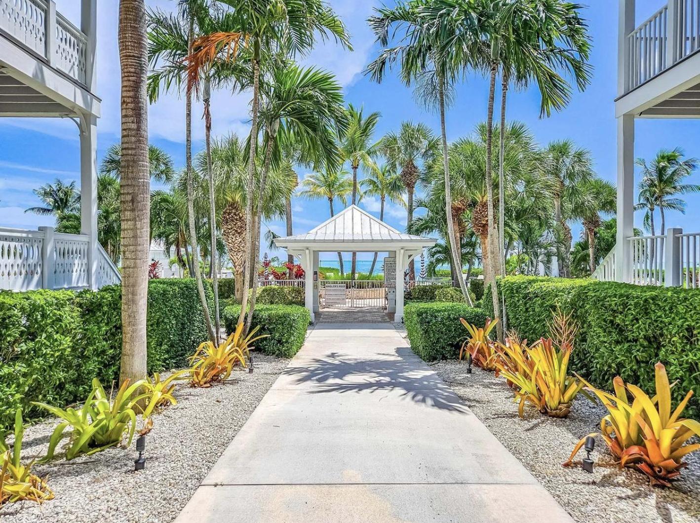 Anglers Reef 2br 3ba Oceanview In Gated Community With Style Pool, Private And Marina *