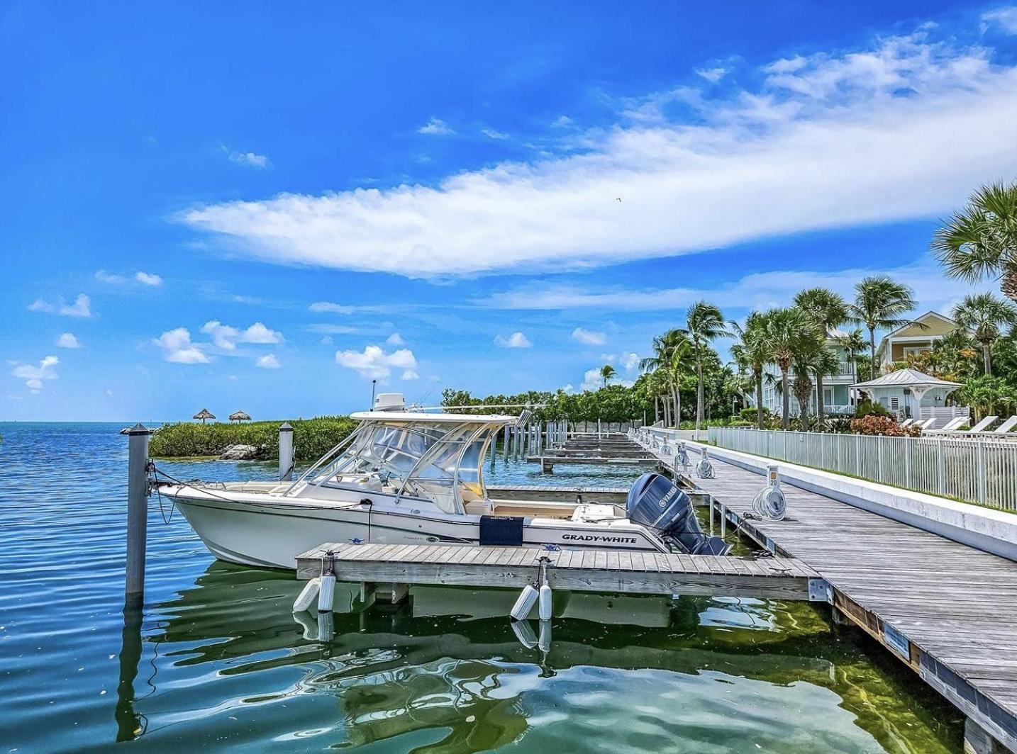 Anglers Reef 2br 3ba Oceanview In Gated Community With Style Pool, Private And Marina Holiday home