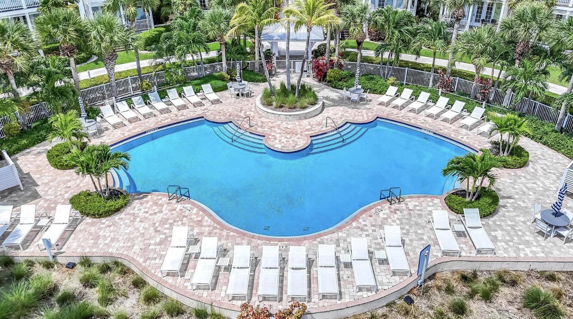 Holiday home Anglers Reef 2br 3ba Oceanview In Gated Community With Style Pool, Private And Marina