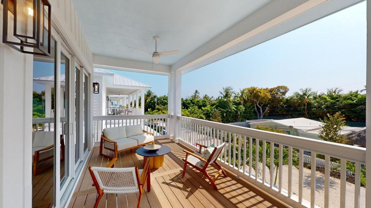 Seaside Sanctuary In Villa