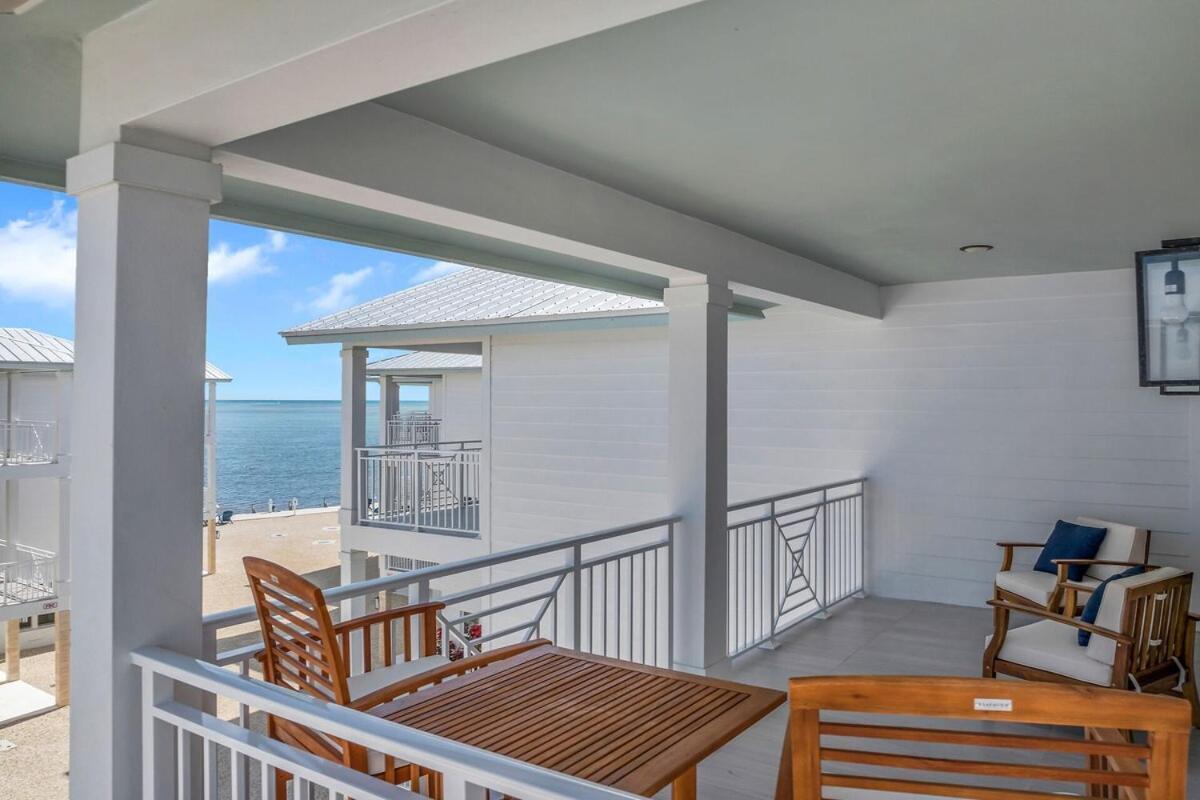 Oceanfront Townhome With Dock And Pool *