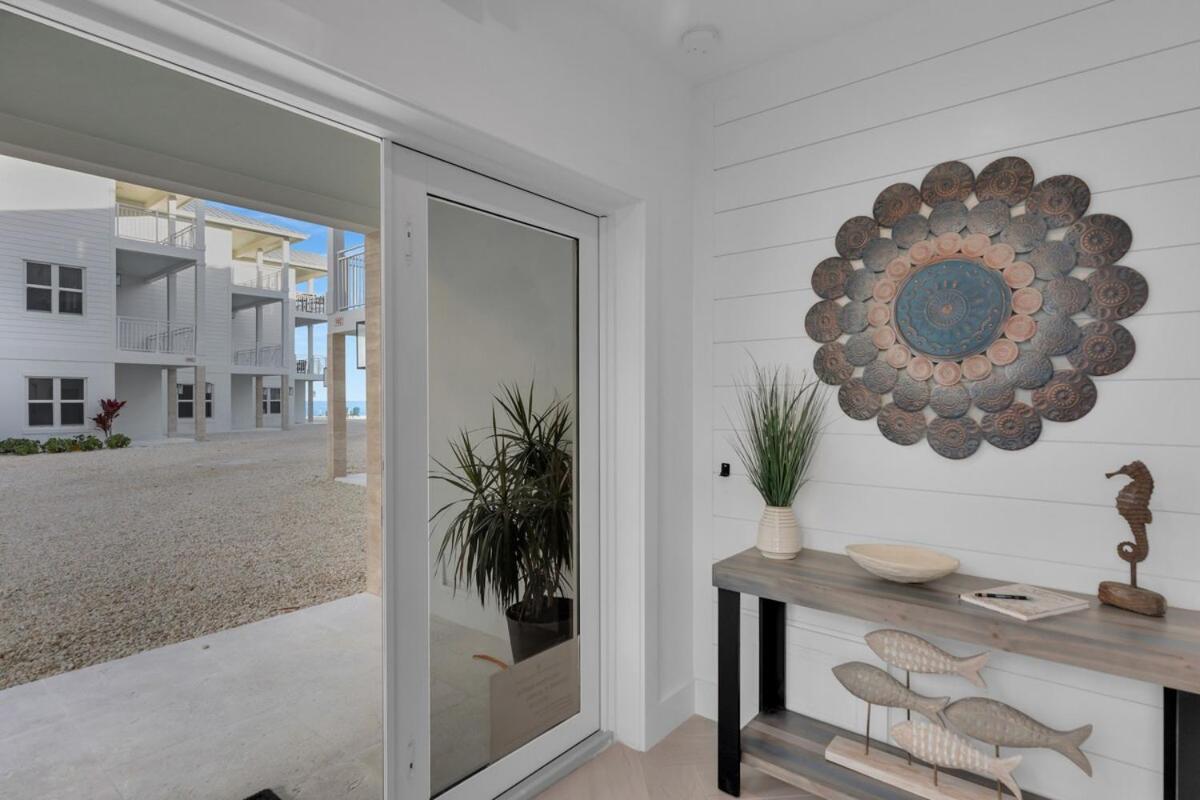 Oceanfront Townhome With Dock And Pool * Islamorada